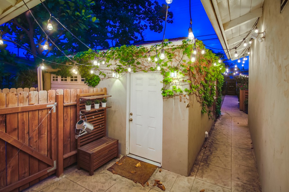 Virtual tour photo 8 of 52 for 4754 Aragon Dr