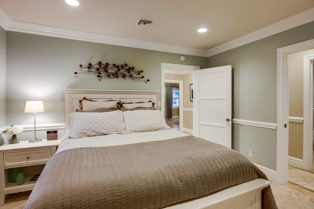 Virtual tour photo 41 of 52 for 4754 Aragon Dr