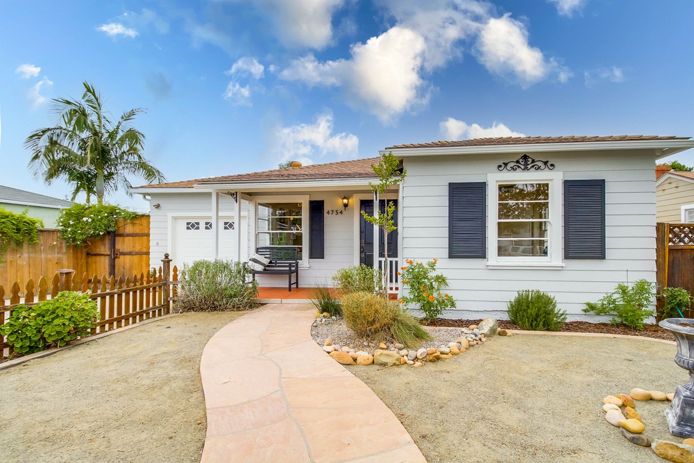 Virtual tour photo 8 of 77 for 4754 Lenore Dr