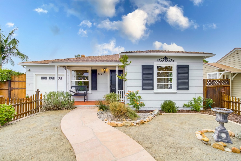 Virtual tour photo 9 of 77 for 4754 Lenore Dr
