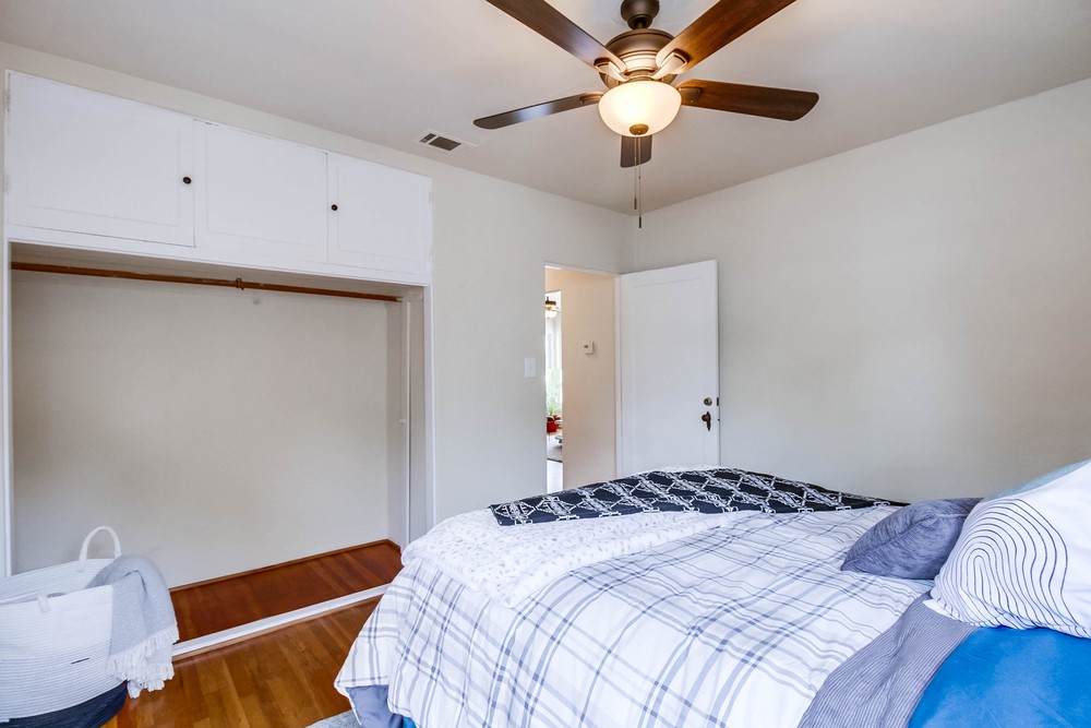 Virtual tour photo 32 of 77 for 4754 Lenore Dr