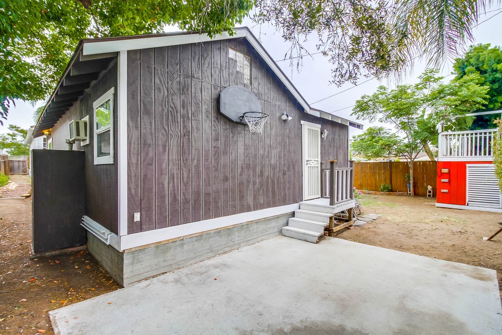 Virtual tour photo 77 of 77 for 4754 Lenore Dr