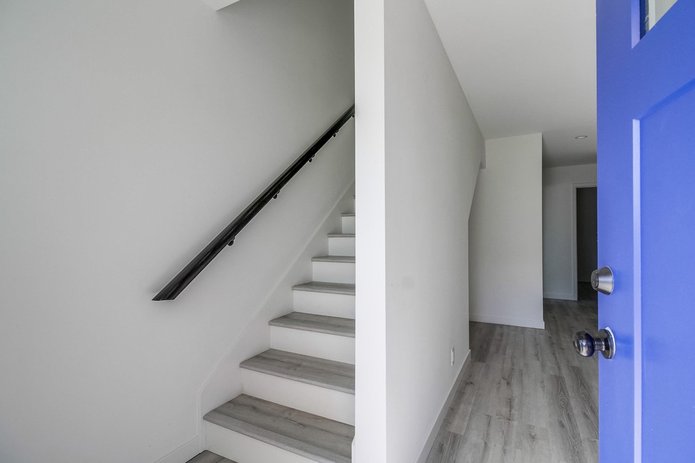 Virtual tour photo 5 of 61 for 4754 Madison Ave