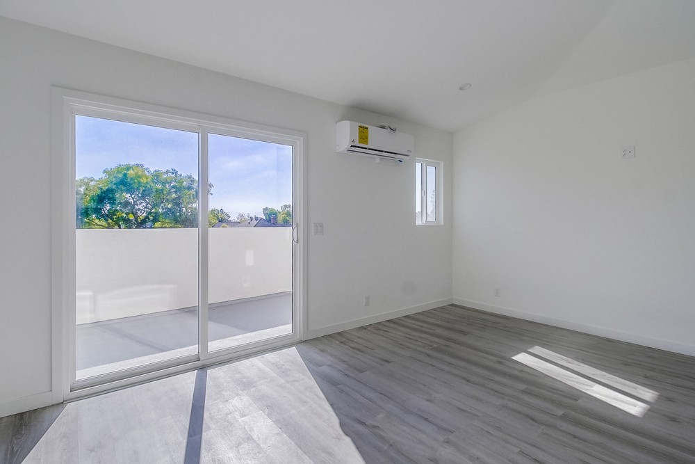 Virtual tour photo 7 of 61 for 4754 Madison Ave