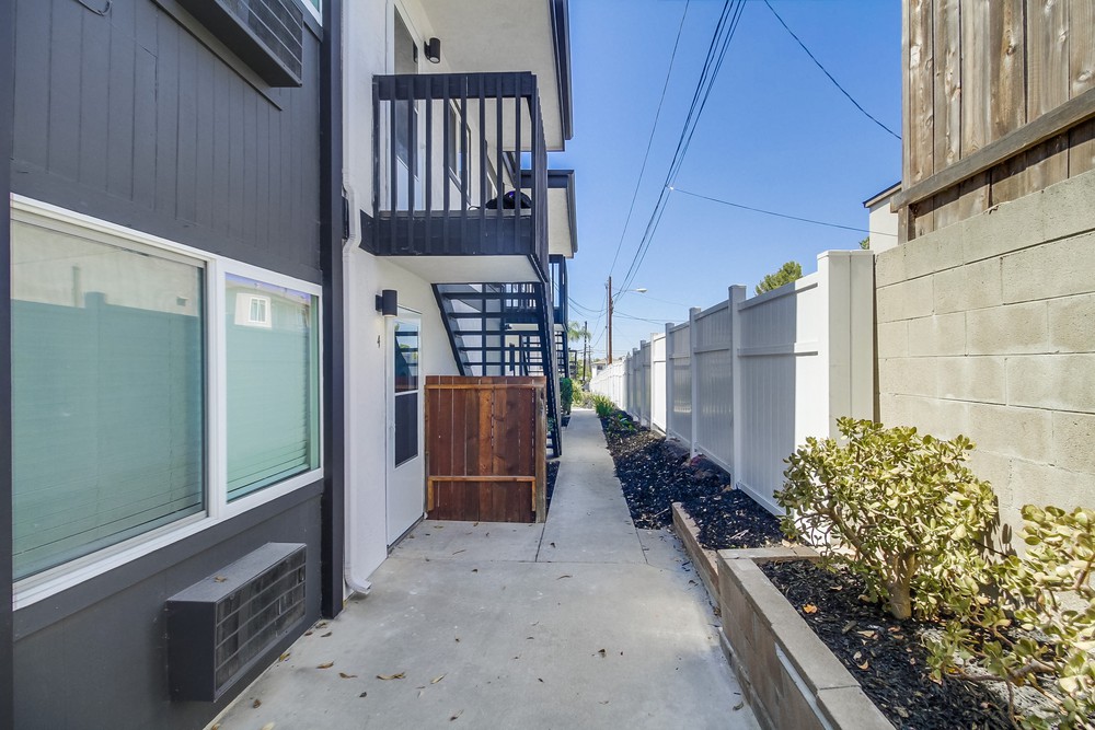 Virtual tour photo 10 of 11 for 4755 Jessie Ave