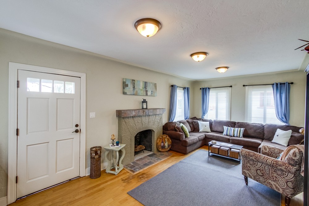 Virtual tour photo 5 of 33 for 4756 Boundary St