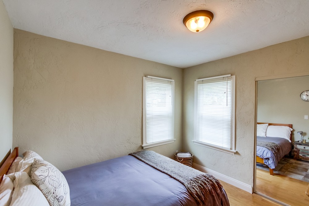 Virtual tour photo 21 of 33 for 4756 Boundary St