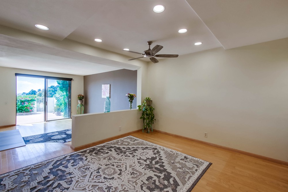 Virtual tour photo 7 of 52 for 4756 Valdina Way