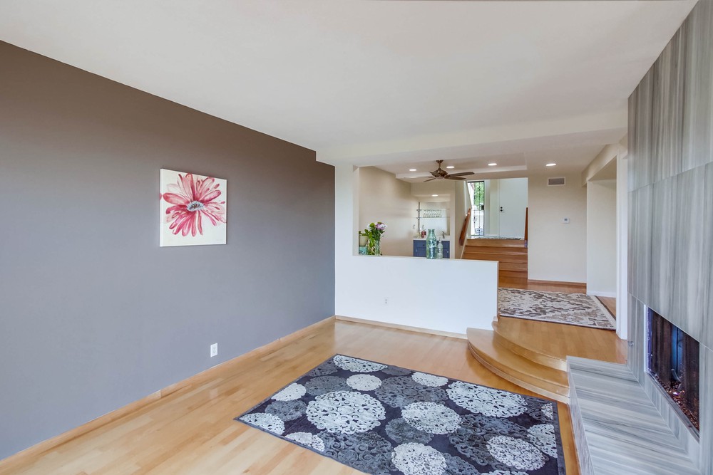 Virtual tour photo 13 of 52 for 4756 Valdina Way