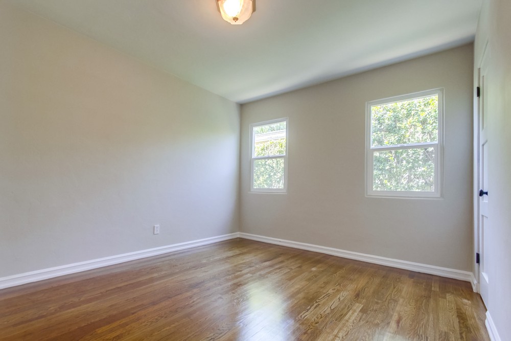Virtual tour photo 30 of 40 for 4757 49th St