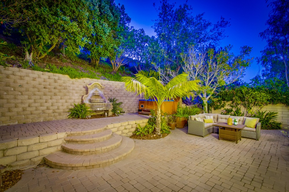 Virtual tour photo 5 of 62 for 4760 Sunset Heights Ct
