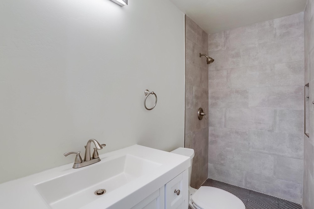 Virtual tour photo 16 of 22 for 4762 Lantana Dr