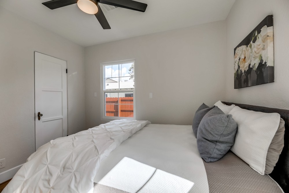 Virtual tour photo 23 of 36 for 4763 36th St