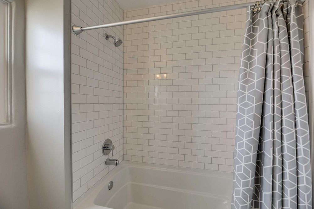 Virtual tour photo 31 of 36 for 4763 36th St