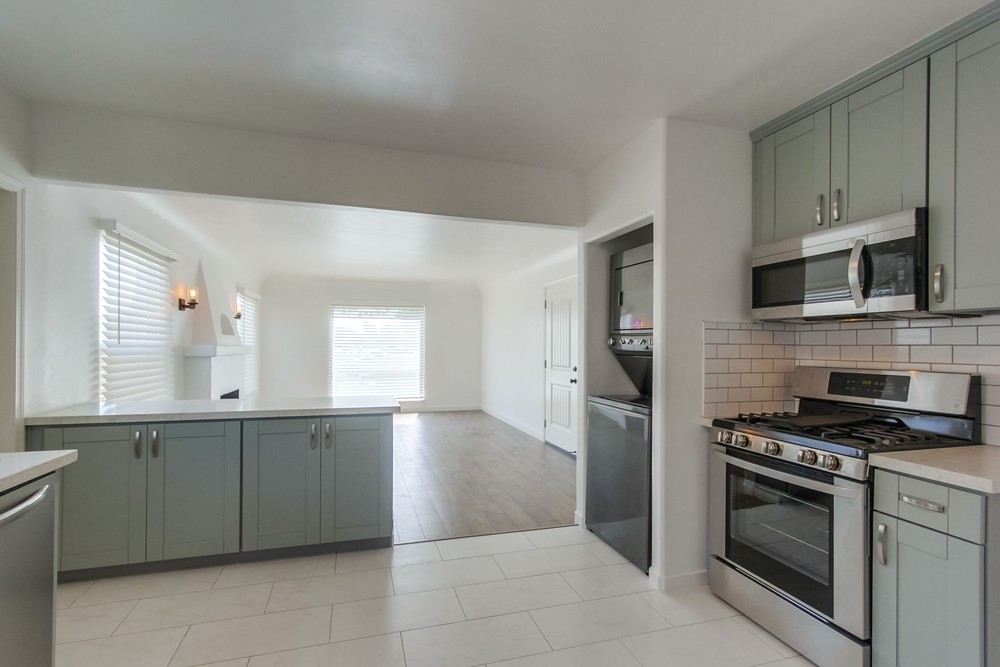 Virtual tour photo 15 of 37 for 4764 College Ave