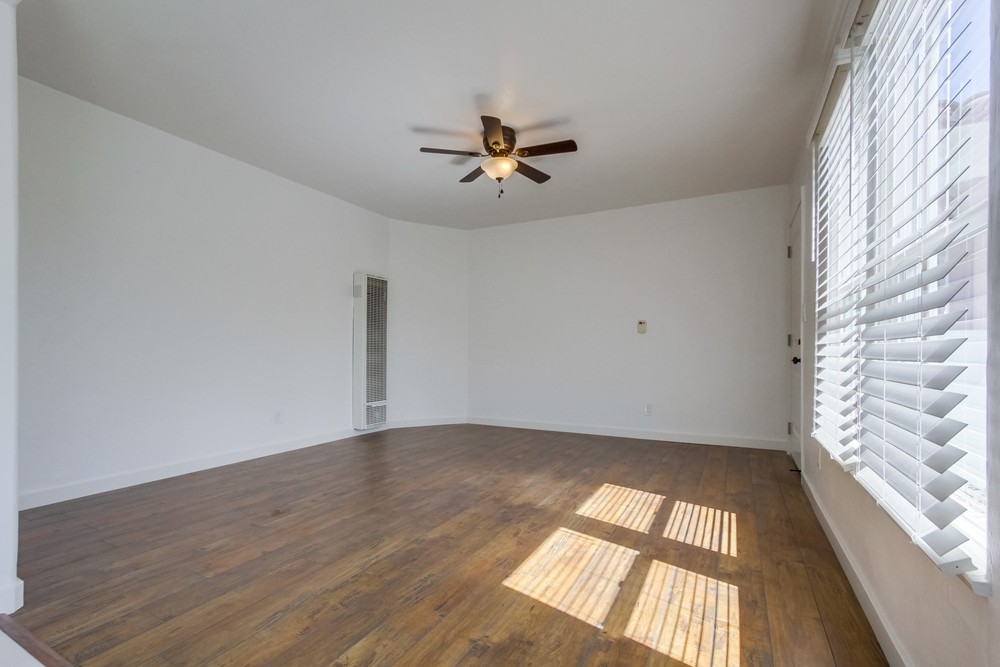 Virtual tour photo 22 of 37 for 4764 College Ave