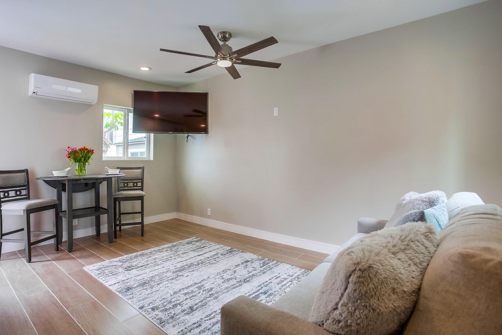 Virtual tour photo 6 of 36 for 4766 Del Monte Ave