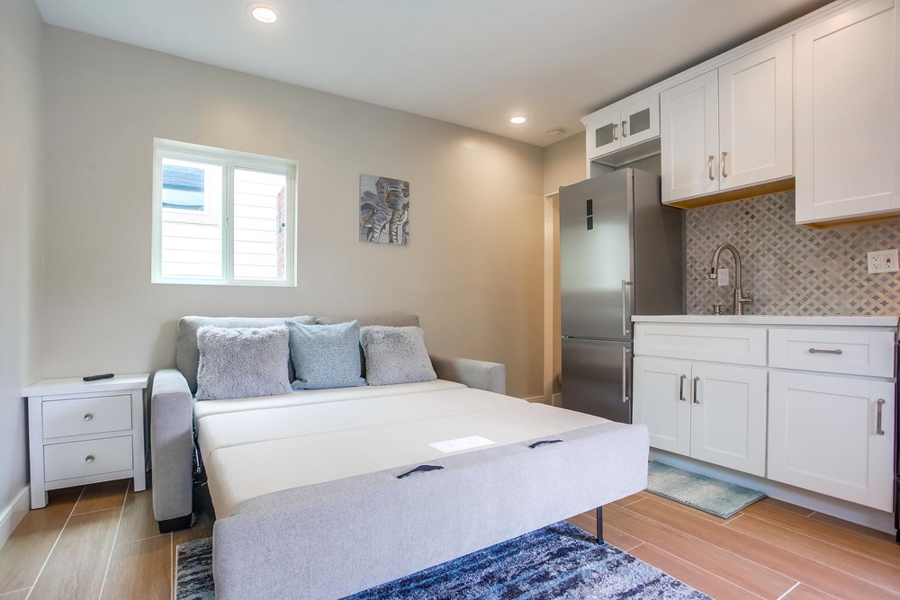 Virtual tour photo 11 of 36 for 4766 Del Monte Ave