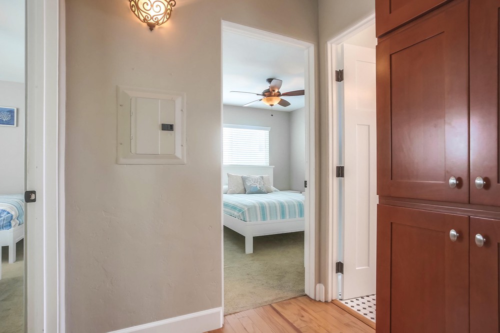Virtual tour photo 26 of 36 for 4766 Del Monte Ave