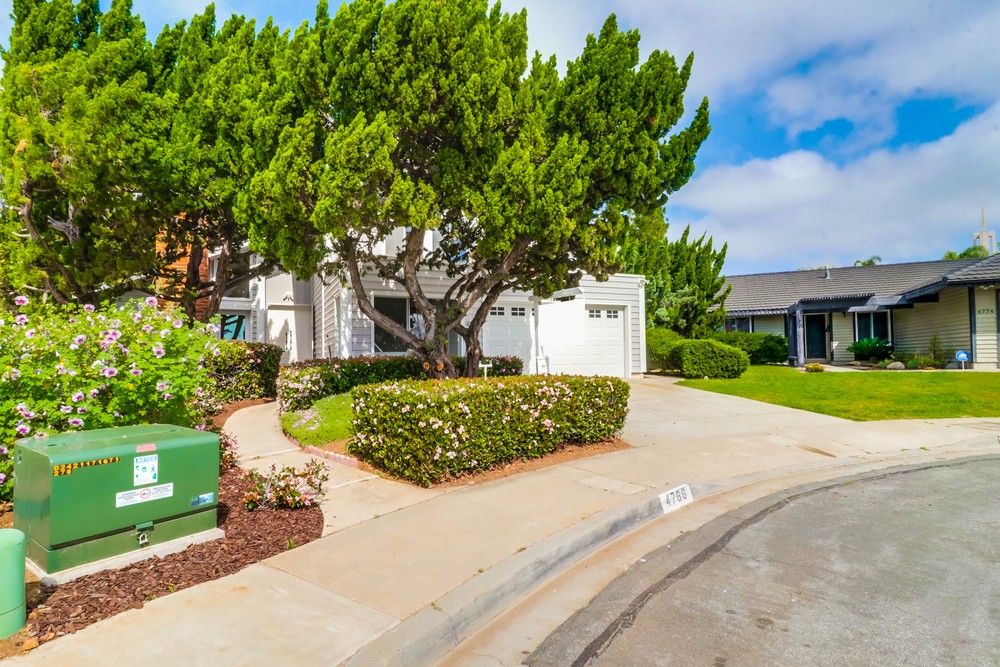 Virtual tour photo 3 of 59 for 4766 Redbrook Ct