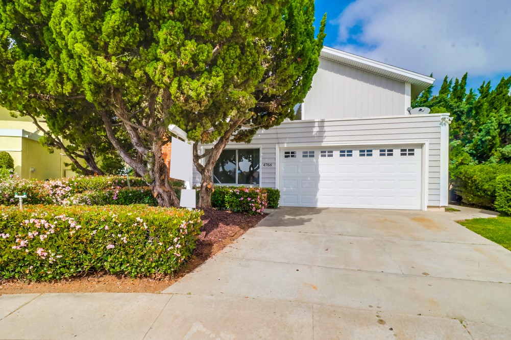 Virtual tour photo 4 of 59 for 4766 Redbrook Ct