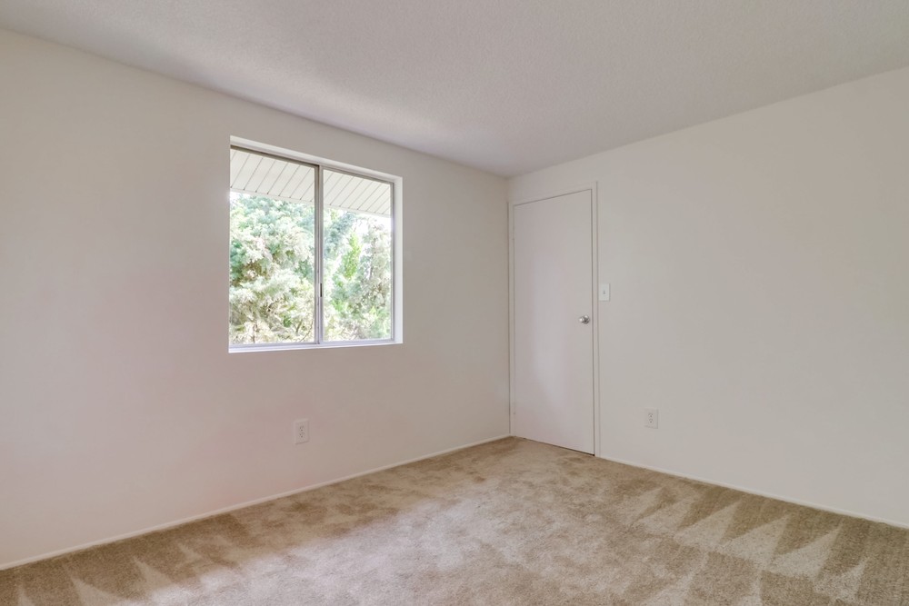 Virtual tour photo 42 of 59 for 4766 Redbrook Ct