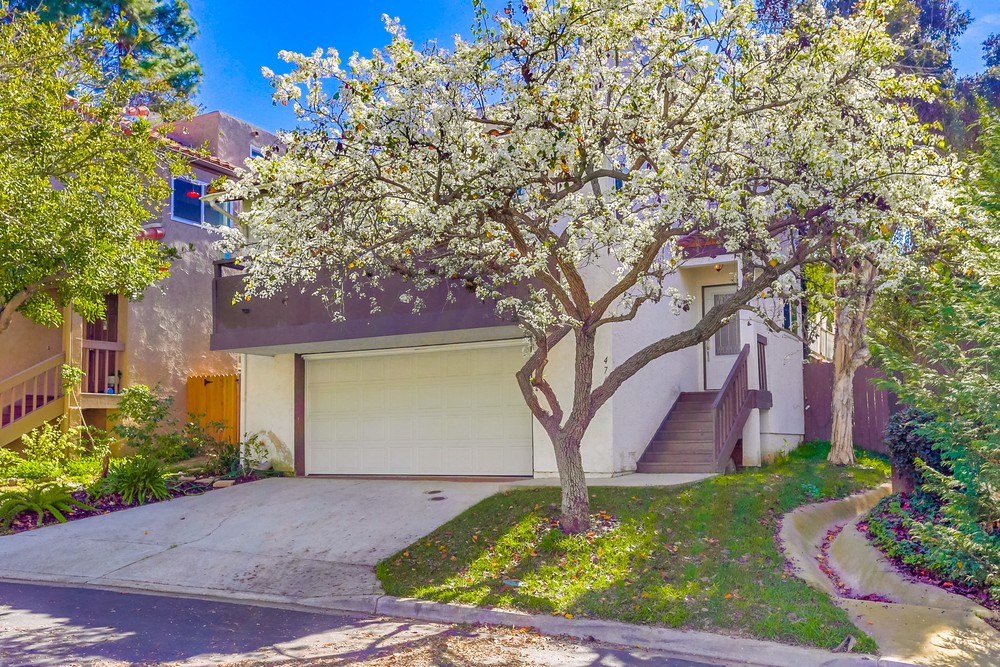 Virtual tour photo 1 of 40 for 4767 Ingulf St