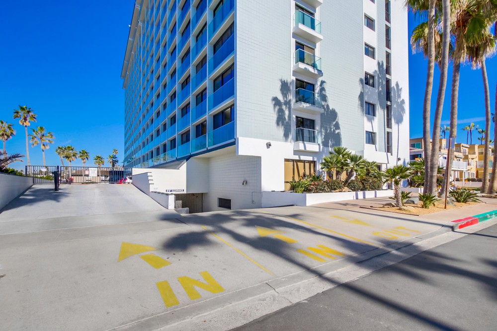 Virtual tour photo 3 of 43 for 4767 Ocean Blvd