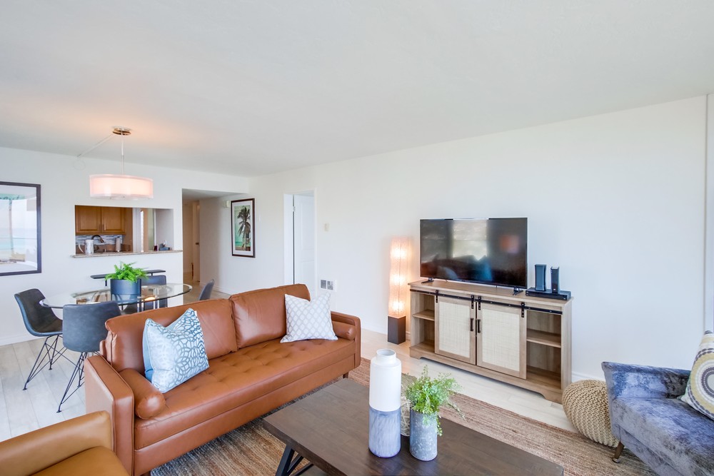 Virtual tour photo 17 of 43 for 4767 Ocean Blvd