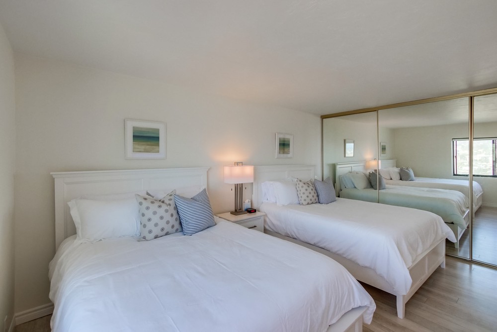 Virtual tour photo 27 of 43 for 4767 Ocean Blvd