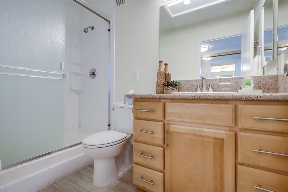 Virtual tour photo 35 of 43 for 4767 Ocean Blvd