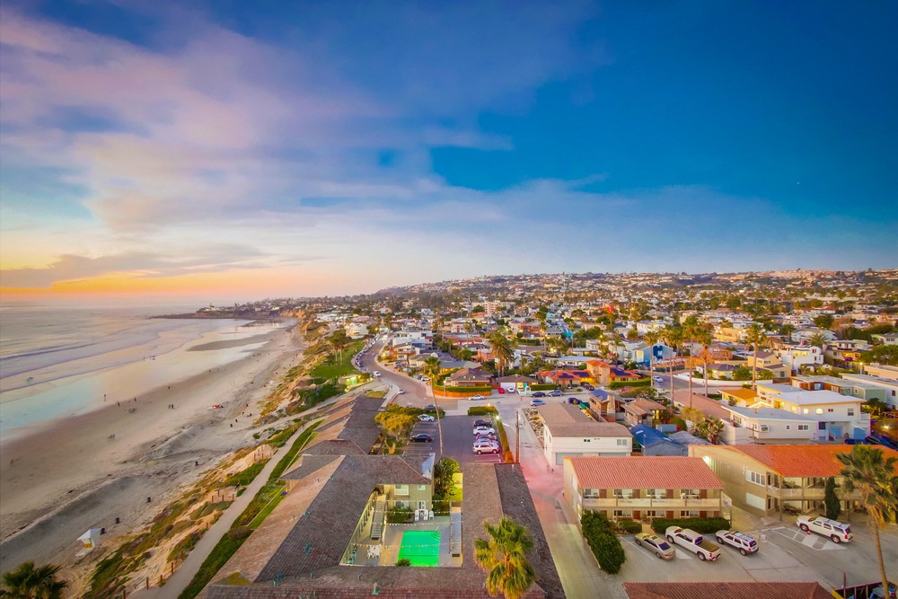 Virtual tour photo 12 of 59 for 4767 Ocean Blvd