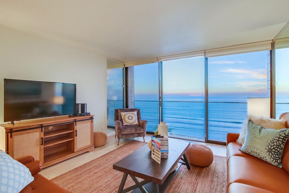 Virtual tour photo 17 of 59 for 4767 Ocean Blvd