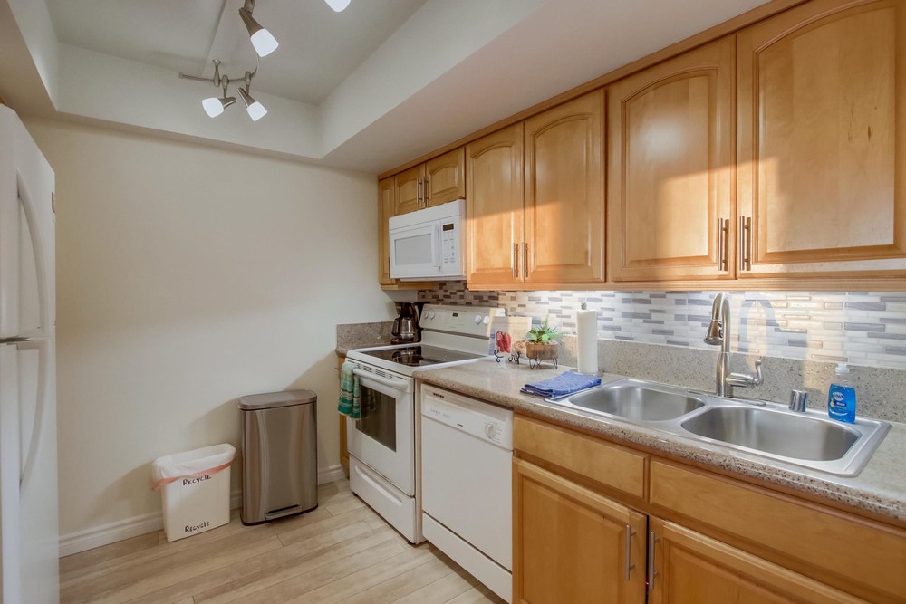 Virtual tour photo 31 of 59 for 4767 Ocean Blvd