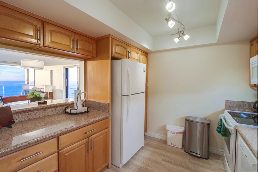 Virtual tour photo 32 of 59 for 4767 Ocean Blvd