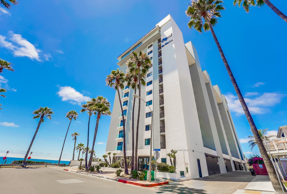 Virtual tour photo 3 of 34 for 4767 Ocean Blvd