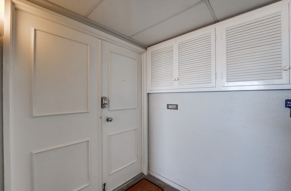 Virtual tour photo 4 of 34 for 4767 Ocean Blvd
