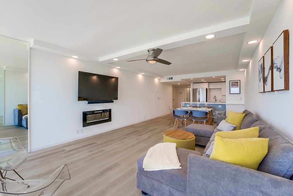 Virtual tour photo 18 of 34 for 4767 Ocean Blvd