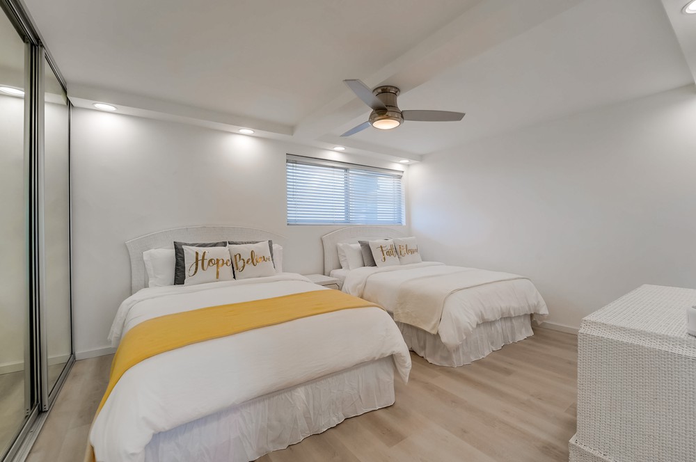 Virtual tour photo 28 of 34 for 4767 Ocean Blvd