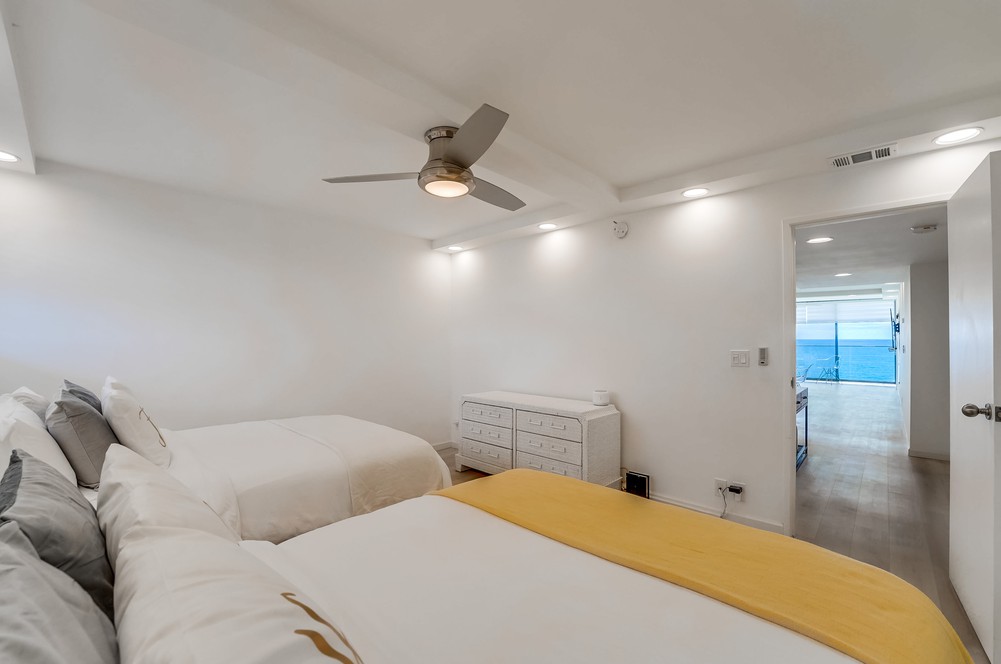 Virtual tour photo 30 of 34 for 4767 Ocean Blvd