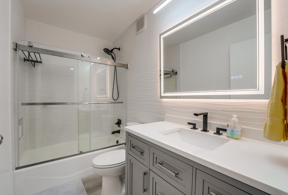 Virtual tour photo 31 of 34 for 4767 Ocean Blvd