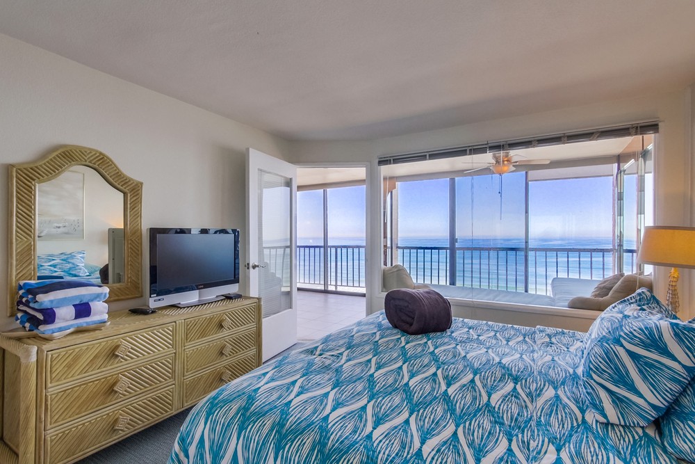 Virtual tour photo 21 of 45 for 4767 Ocean Blvd