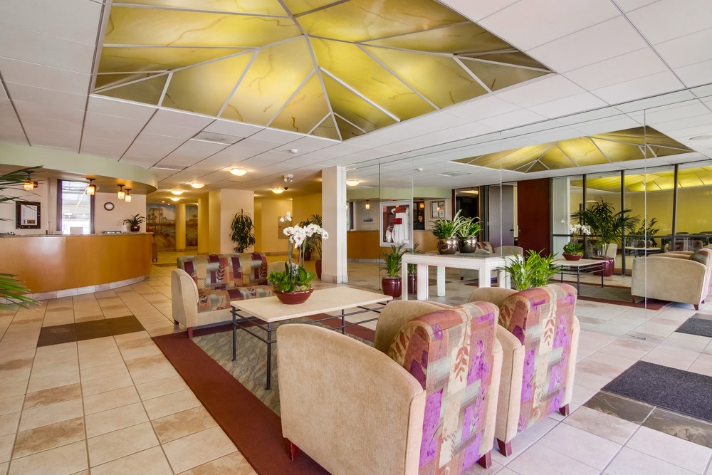 Virtual tour photo 5 of 40 for 4767 Ocean Blvd #201