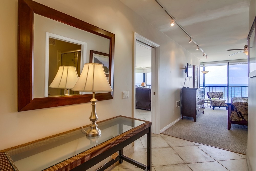 Virtual tour photo 7 of 40 for 4767 Ocean Blvd #201