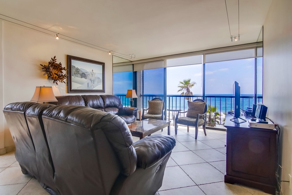Virtual tour photo 10 of 40 for 4767 Ocean Blvd #201