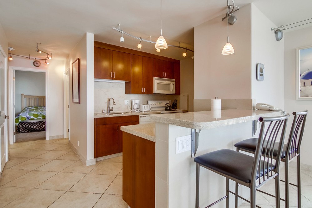 Virtual tour photo 19 of 40 for 4767 Ocean Blvd #201