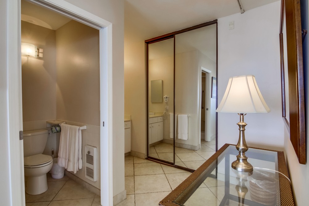 Virtual tour photo 28 of 40 for 4767 Ocean Blvd #201