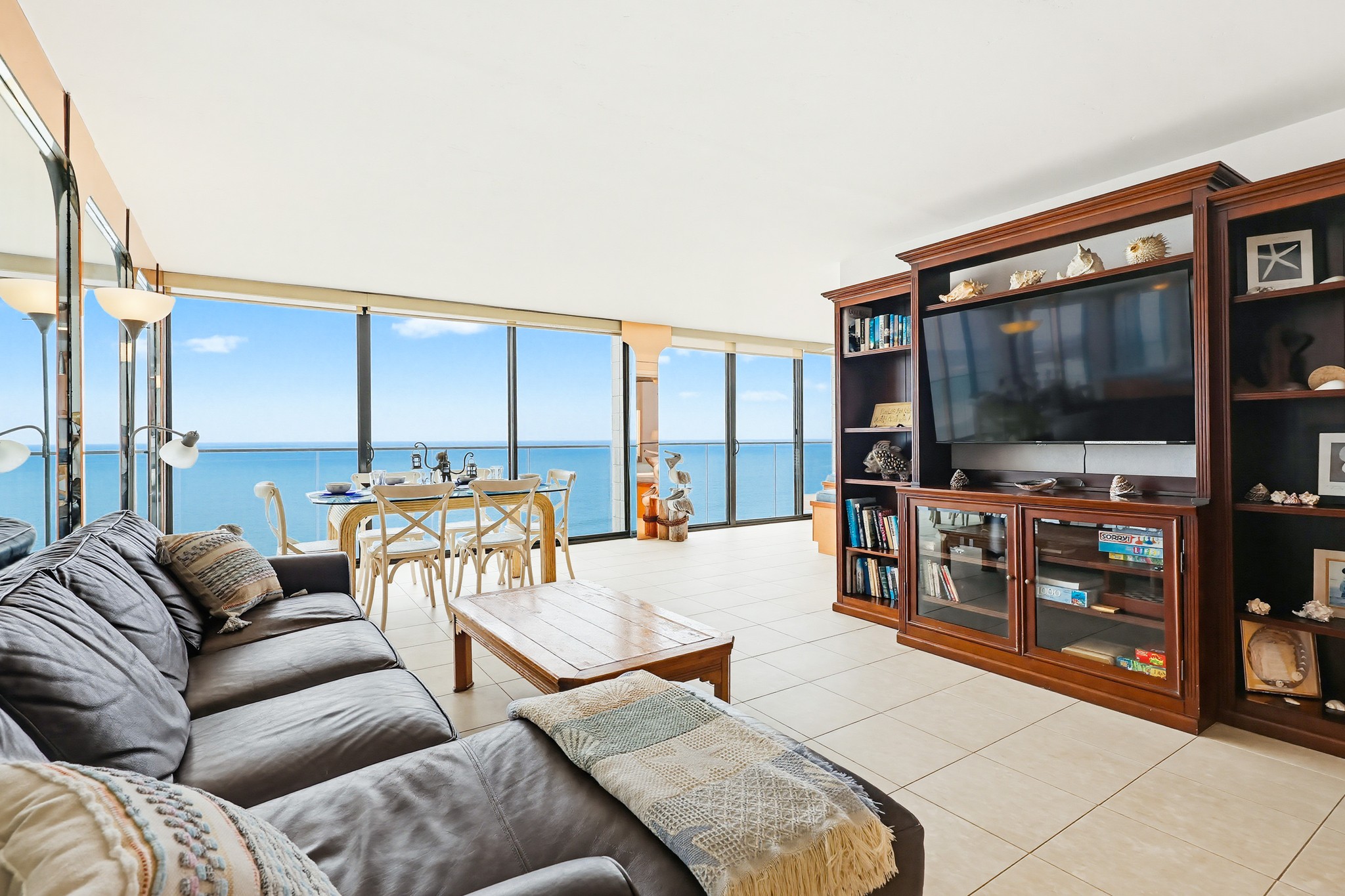 Virtual tour photo 9 of 96 for 4767 Ocean Blvd