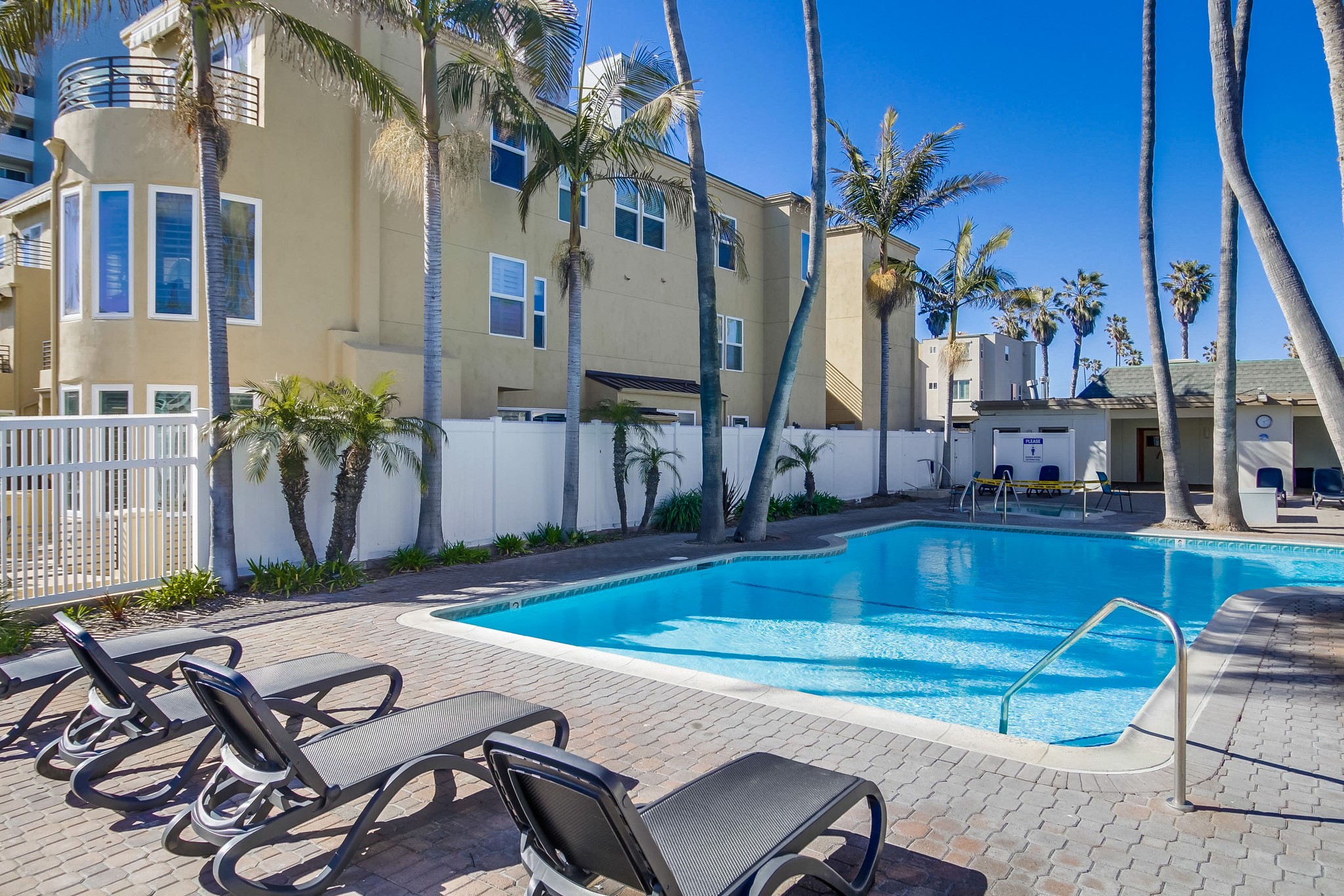 Virtual tour photo 94 of 96 for 4767 Ocean Blvd