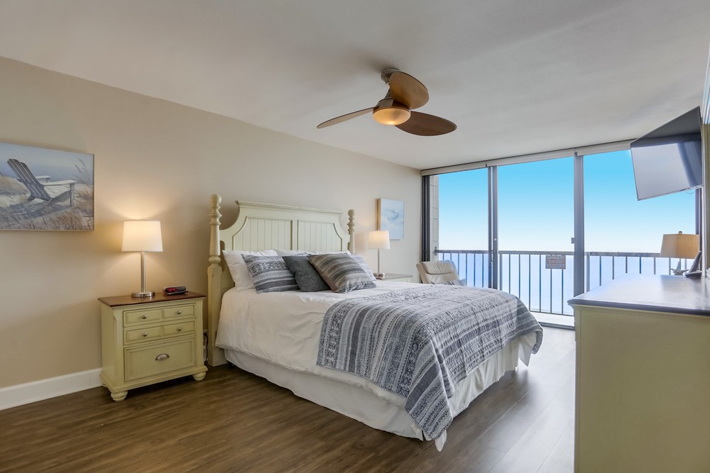 Virtual tour photo 20 of 51 for 4767 Ocean Blvd